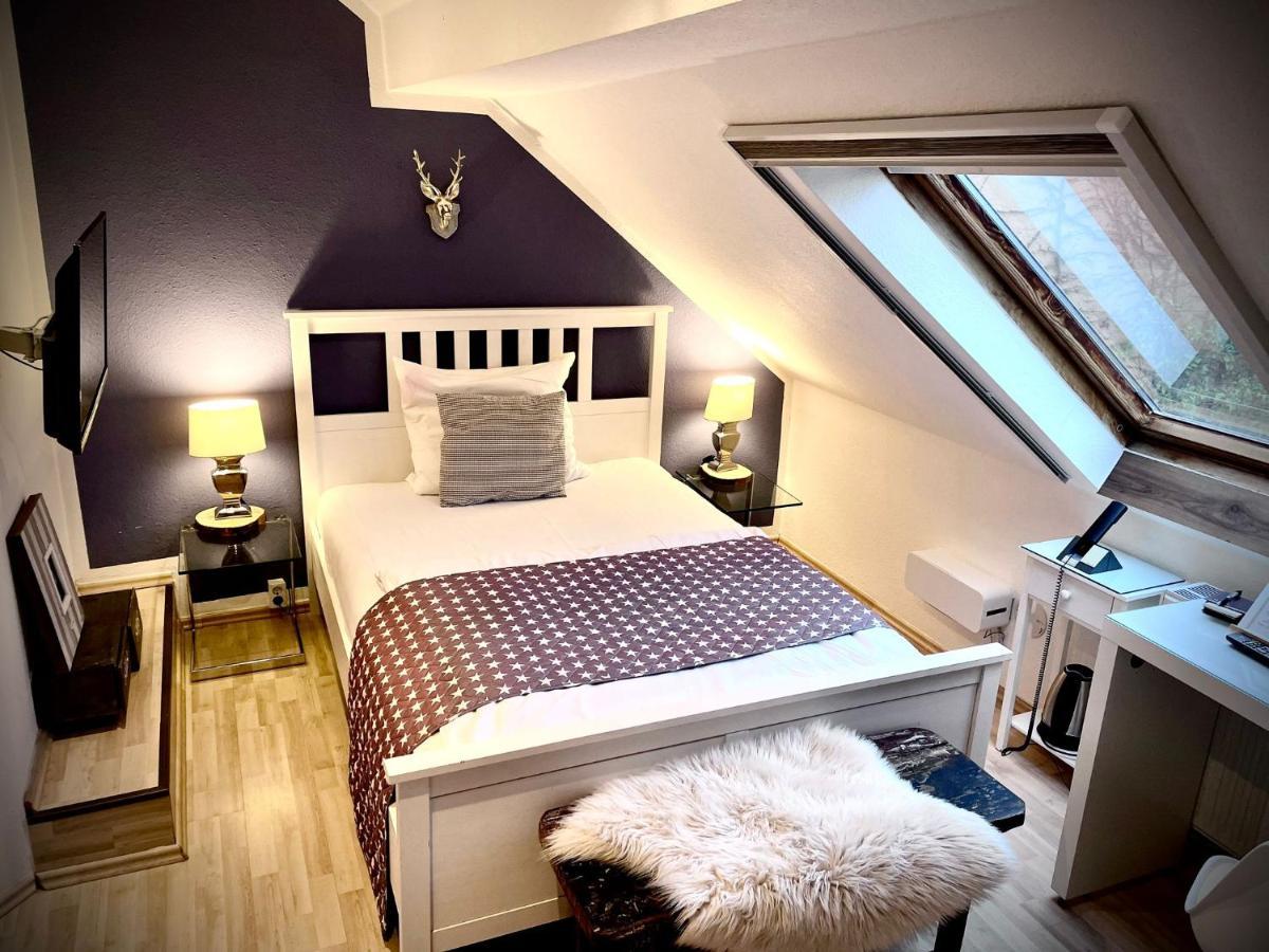 Hotel Am Volksgarten ดุสเซลดอร์ฟ ภายนอก รูปภาพ