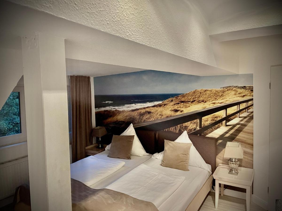 Hotel Am Volksgarten ดุสเซลดอร์ฟ ภายนอก รูปภาพ