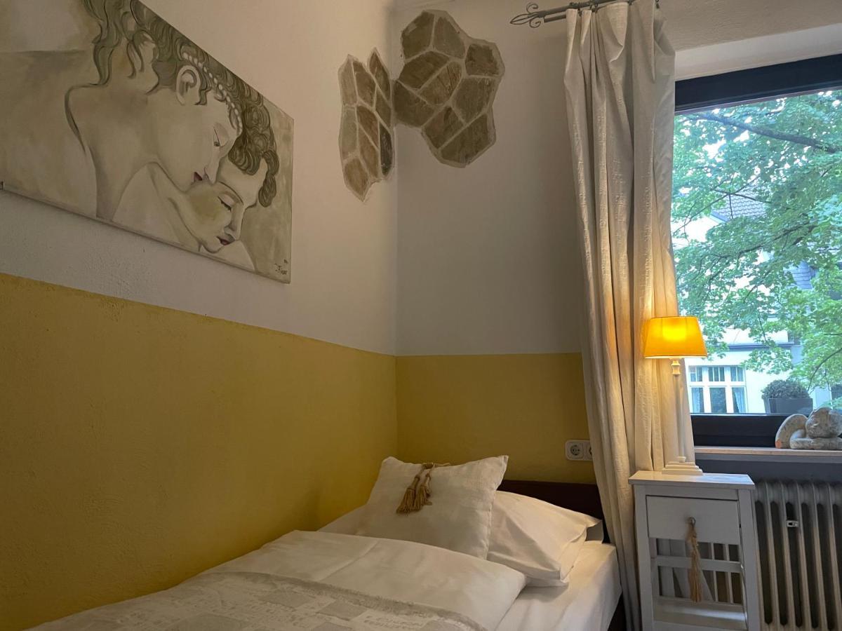 Hotel Am Volksgarten ดุสเซลดอร์ฟ ภายนอก รูปภาพ