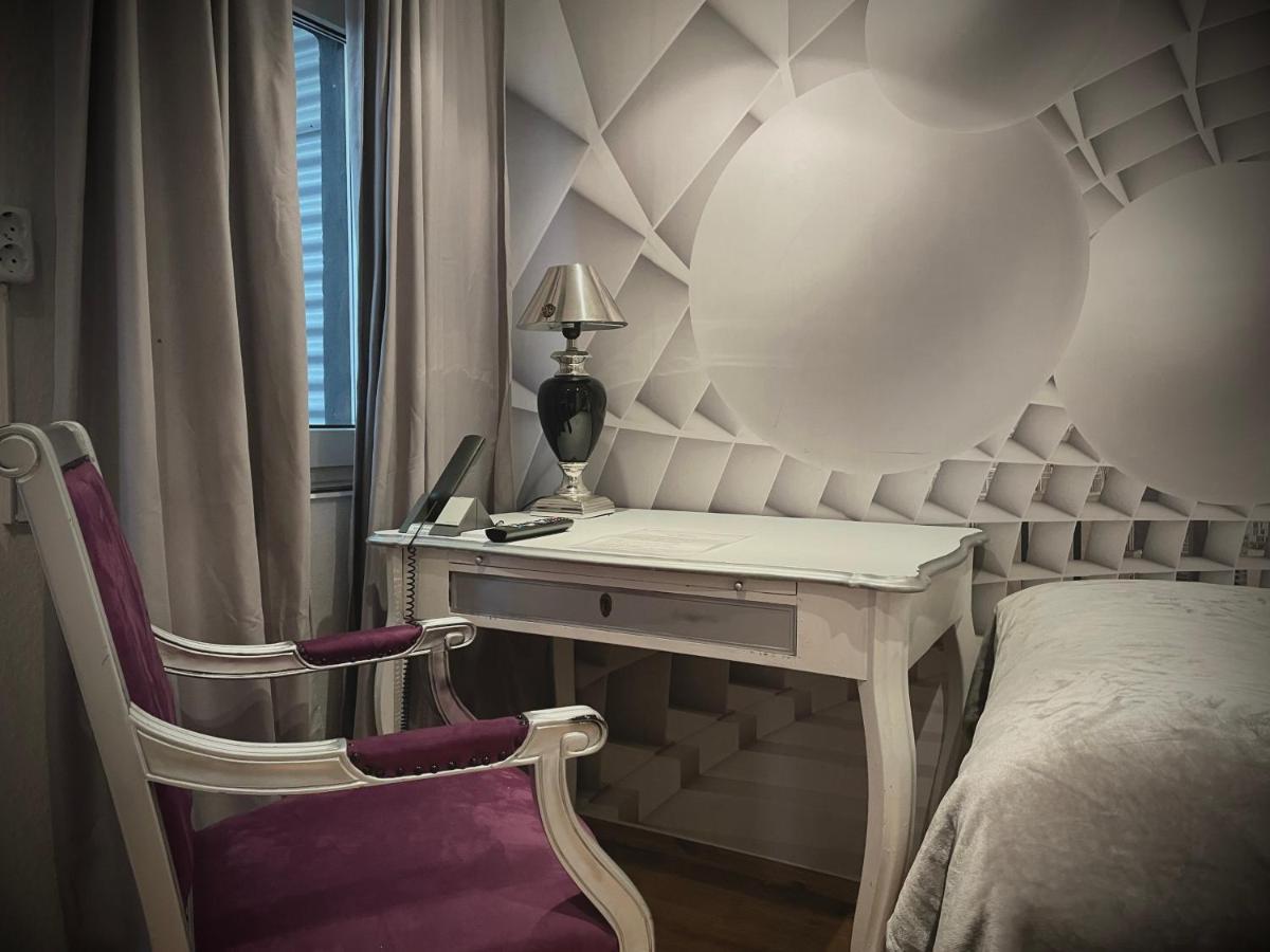 Hotel Am Volksgarten ดุสเซลดอร์ฟ ภายนอก รูปภาพ