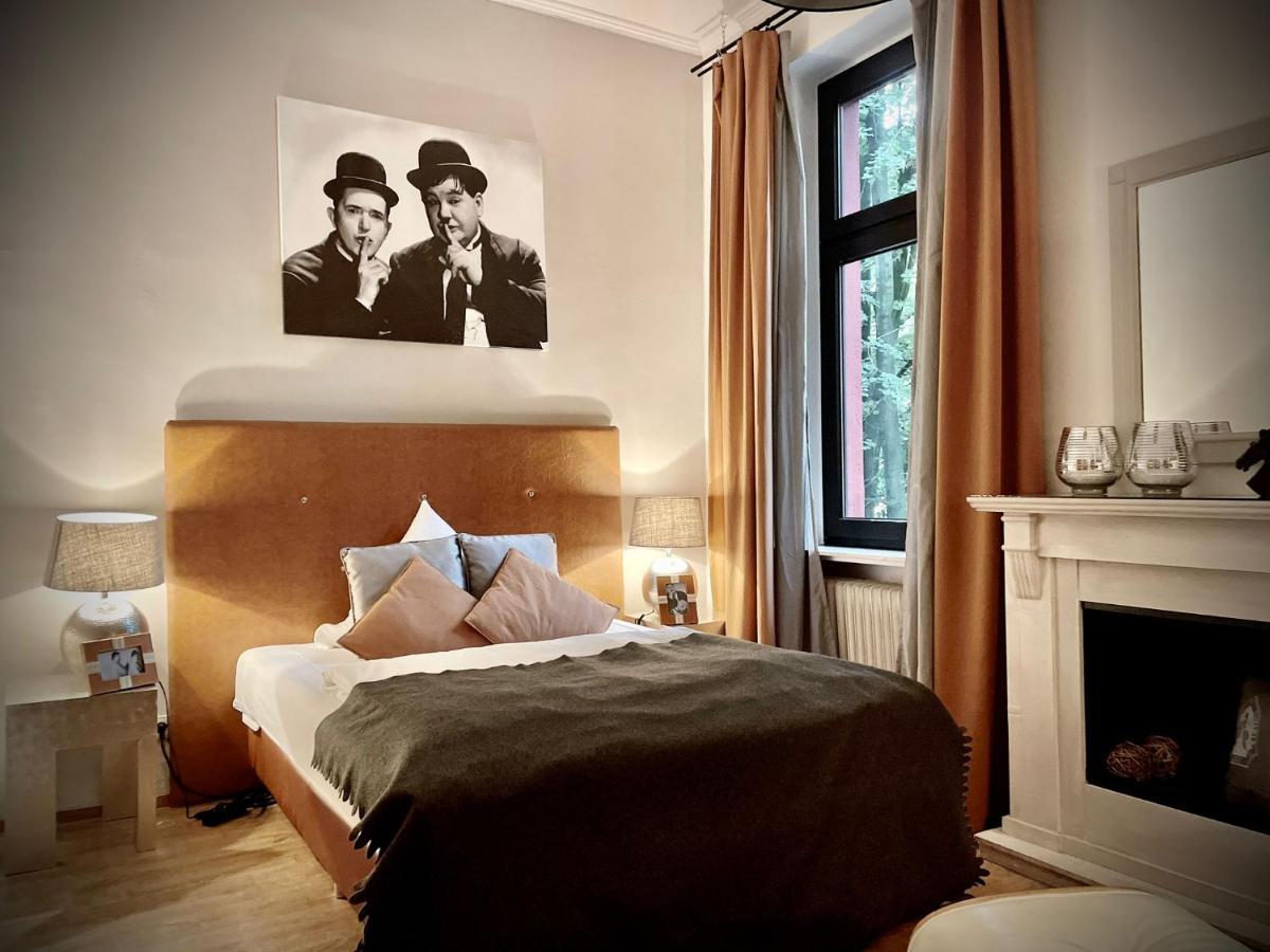 Hotel Am Volksgarten ดุสเซลดอร์ฟ ภายนอก รูปภาพ