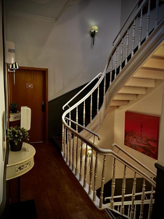 Hotel Am Volksgarten ดุสเซลดอร์ฟ ภายนอก รูปภาพ